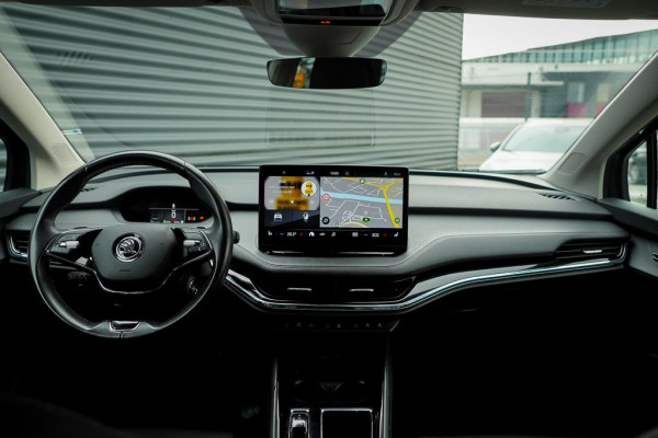 Škoda ENYAQ iV 80 / Comfort Pack / Leder / 21'' / Warmtepomp / Adaptive Cruise / Incl BTW