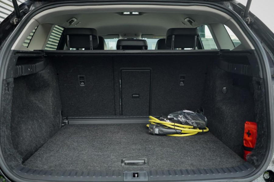 Škoda ENYAQ iV 80 / Comfort Pack / Leder / 21'' / Warmtepomp / Adaptive Cruise / Incl BTW