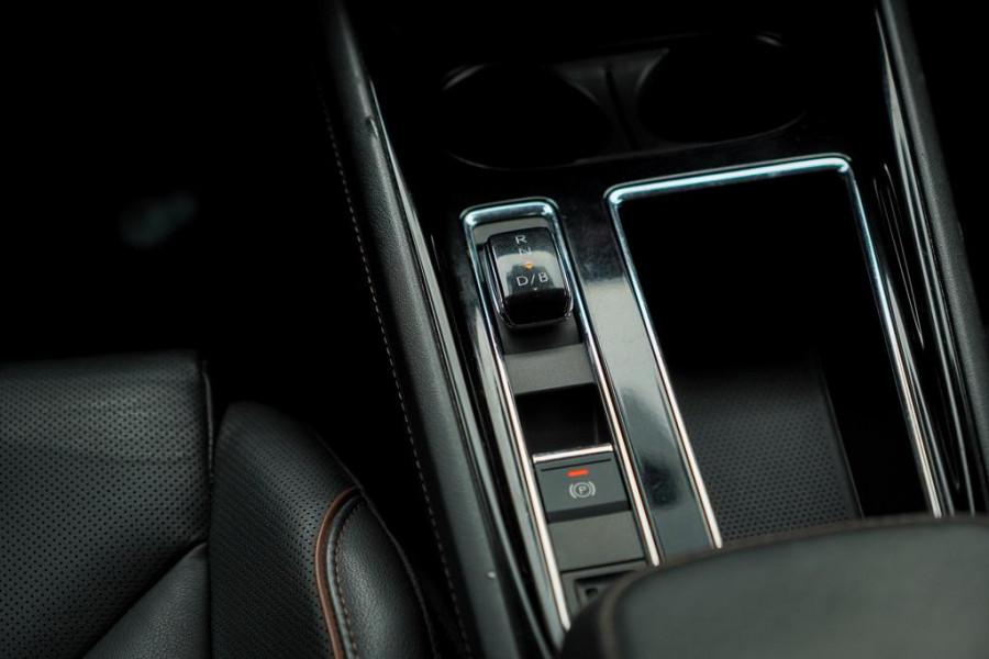 Škoda ENYAQ iV 80 / Comfort Pack / Leder / 21'' / Warmtepomp / Adaptive Cruise / Incl BTW