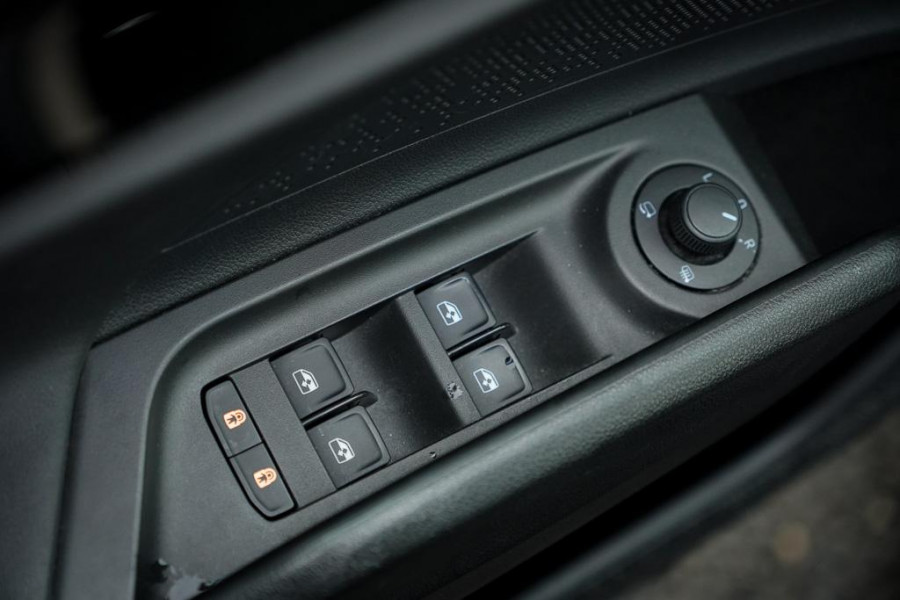 Škoda ENYAQ iV 80 / Comfort Pack / Leder / 21'' / Warmtepomp / Adaptive Cruise / Incl BTW