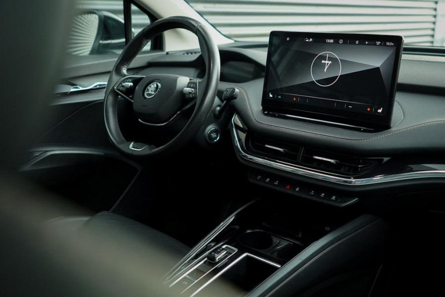 Škoda ENYAQ iV 80 / Comfort Pack / Leder / 21'' / Warmtepomp / Adaptive Cruise / Incl BTW