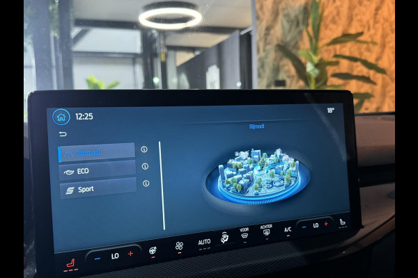 Ford Focus 1.0 EcoBoost Hybrid ST Line Garantie StuurVW StoelVW Carplay Keyless Clima Led Navi Rijklaar