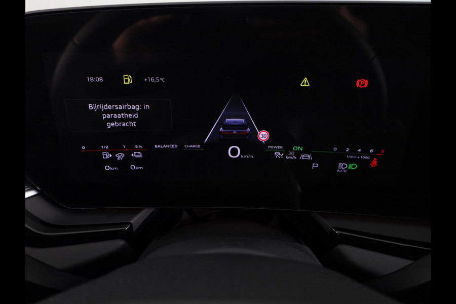 Audi A6 Avant S edition Competition e-hybrid 270 kW / 367 PK | Luchtvering | MMI experience pro | Tech plus | Panoramadak |