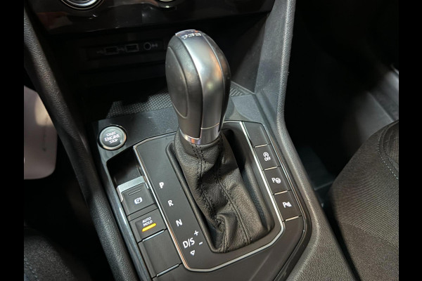 Volkswagen Tiguan 1.5 TSI ACT IQ-Drive Garantie Trekhaak Xenon Carplay ACC Clima Navi Led Dab Front Ass Rijklaar