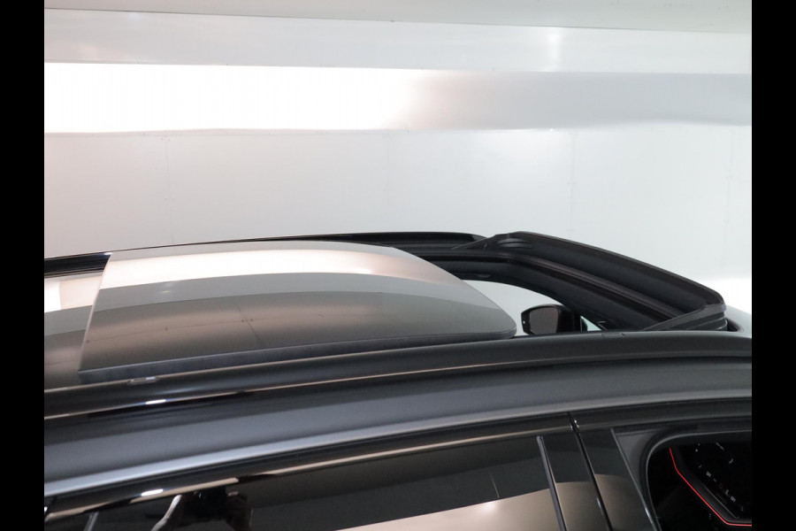 Volkswagen Touareg 3.0 TSi eHybrid 4MOTION R Edition 462PK PHEV| DYNAUDIO | Lederpakket "Puglia" |Luchtvering 22 Inch LM | Trekhaak incl Assistent |