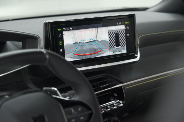 Peugeot 2008 PureTech 130 EAT8 GT | 360 Camera | Stoelmassage | Adaptieve Cruise Control | Dodehoekdetectie