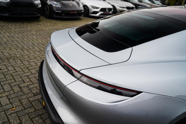 Porsche Taycan 4S 79 kWh | Panorama sunroof | 360 camera | Luchtvering | Innodrive | Dealer onderhouden | Luxe Leder | SPORT | LED