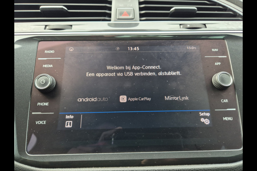 Volkswagen Tiguan 1.5 TSI ACT Comfortline Business,automaat,Elec.trekhaak,Navigatie,stoelverwarming,parkeersensoren,