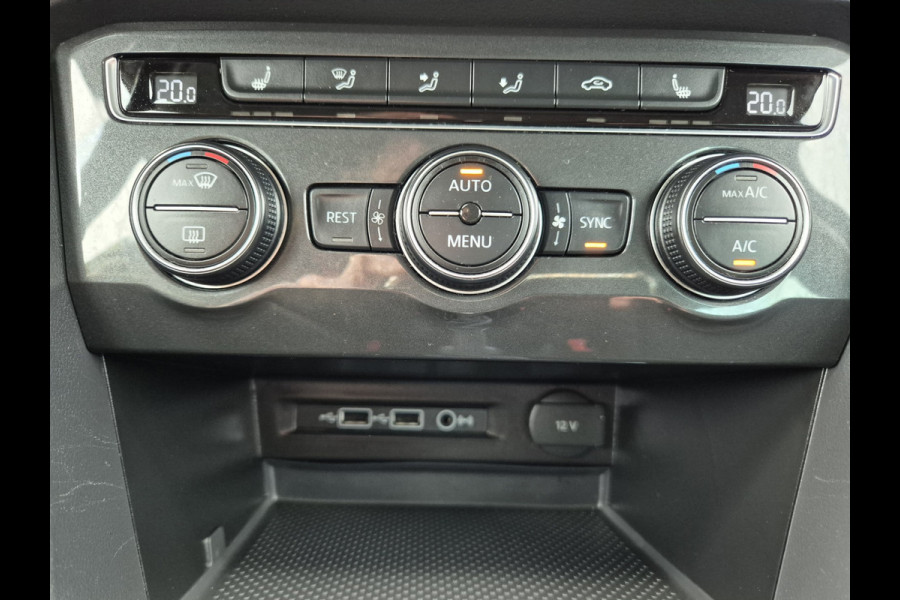 Volkswagen Tiguan 1.5 TSI ACT Comfortline Business,automaat,Elec.trekhaak,Navigatie,stoelverwarming,parkeersensoren,