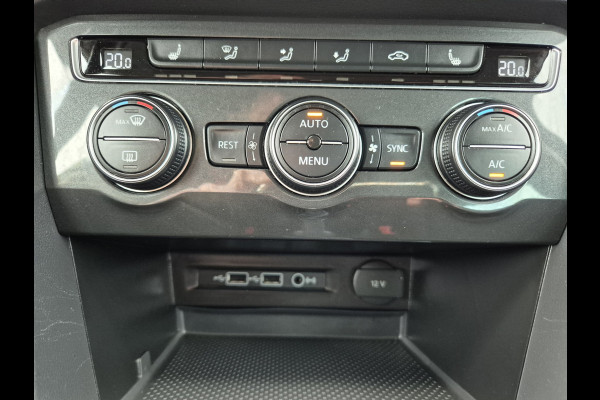 Volkswagen Tiguan 1.5 TSI ACT Comfortline Business,automaat,Elec.trekhaak,Navigatie,stoelverwarming,parkeersensoren,