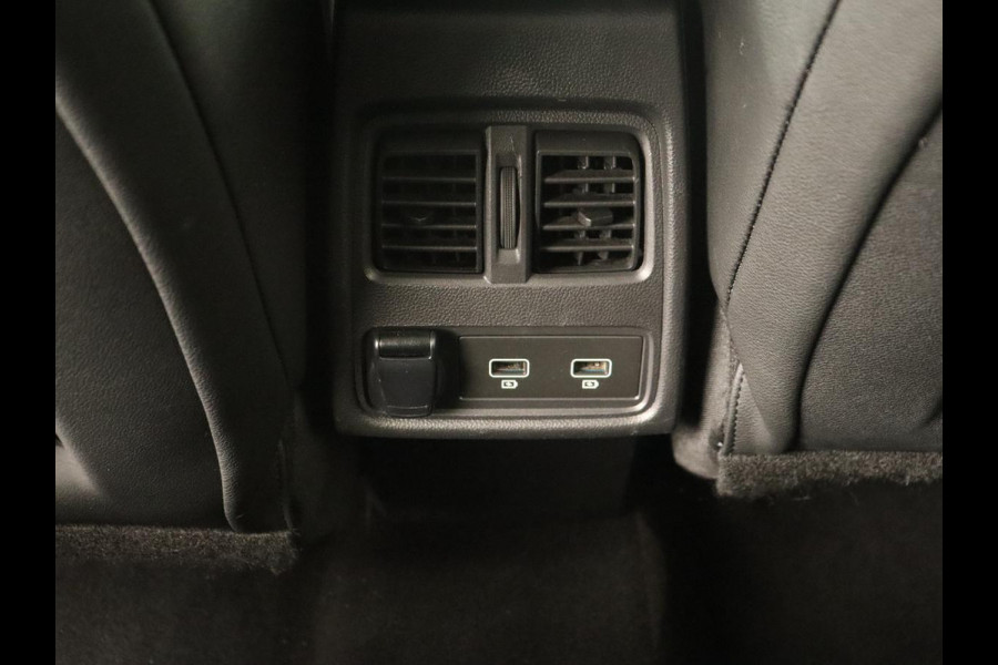 Renault Captur 1.6 E-Tech full hybrid 145 evolution | Camera | Carplay | keyless | Full LED | Cruise control | Navigatie | LMV 18 inch | PHEV | Plug in