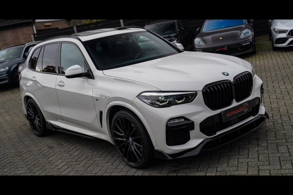 BMW X5 XDrive40i High Executive | HuD | Panorama | Luxe Leder | Camera | BMW LED | Sfeerverlichting | Stoelverwarming | Smart Key