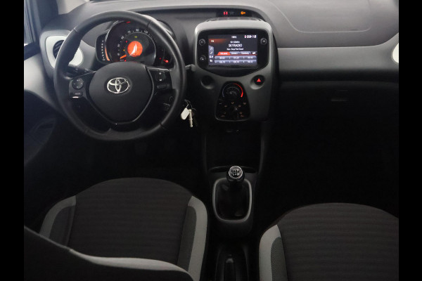 Toyota Aygo 1.0 VVT-i X-Play | Airco | Camera | Bluetooth |