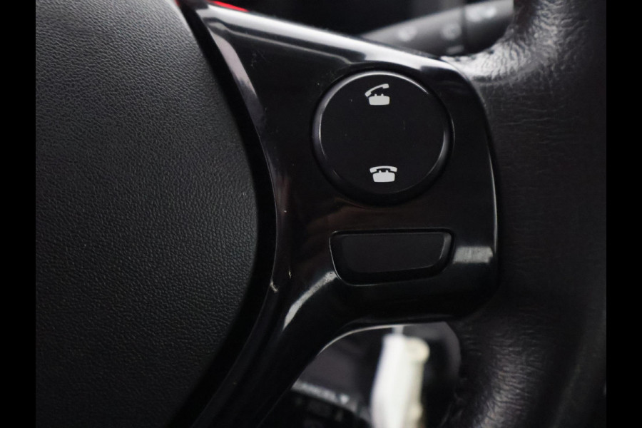 Toyota Aygo 1.0 VVT-i X-Play | Airco | Camera | Bluetooth |