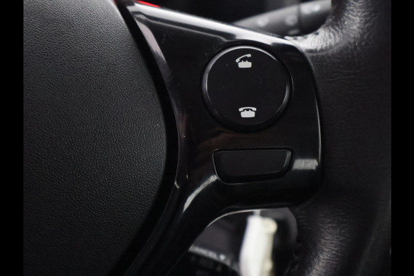 Toyota Aygo 1.0 VVT-i X-Play | Airco | Camera | Bluetooth |