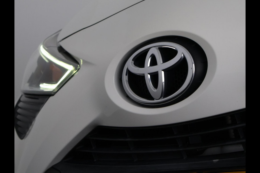 Toyota Aygo 1.0 VVT-i X-Play | Airco | Camera | Bluetooth |