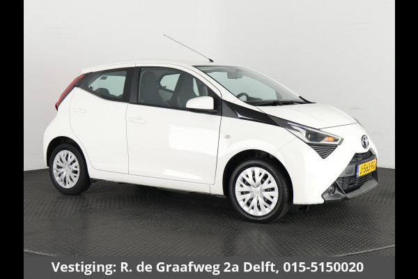 Toyota Aygo 1.0 VVT-i X-Play | Airco | Camera | Bluetooth |