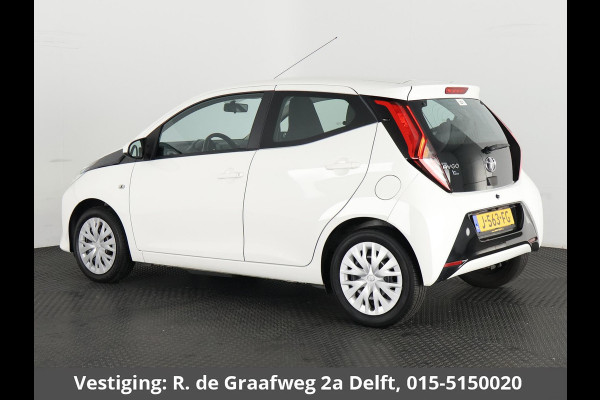 Toyota Aygo 1.0 VVT-i X-Play | Airco | Camera | Bluetooth |