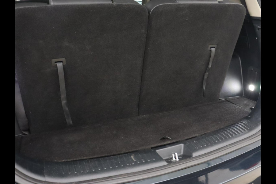 Kia Carens 1.6 GDi ExecutiveLine 7-Persoons | 1e eigenaar | Panoramadak | Leder | Stoel & stuurverwarming | Carplay | Camera | Navigatie | Elektrische stoelen | Cruise control | Climate control
