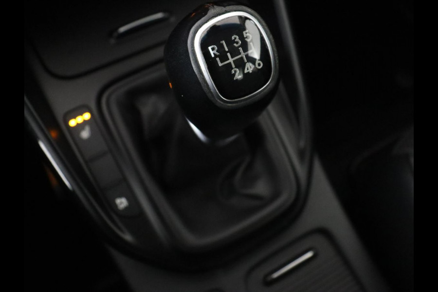 Kia Carens 1.6 GDi ExecutiveLine 7-Persoons | 1e eigenaar | Panoramadak | Leder | Stoel & stuurverwarming | Carplay | Camera | Navigatie | Elektrische stoelen | Cruise control | Climate control