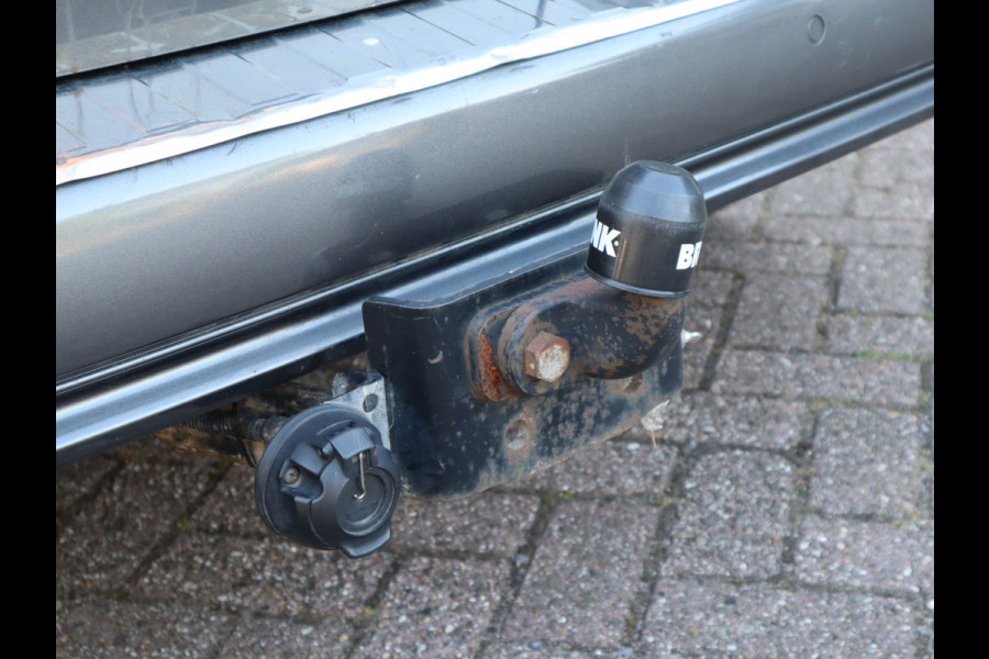 Opel Combo 1.5D 96 kw 131 pk Automaat - Trekhaak - Stoelverwarming