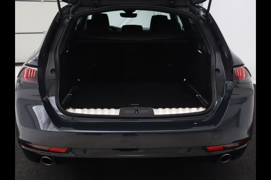 Peugeot 508 1.6 HYbrid GT | Stoelverwarming | Adaptive cruise | Camera | Carplay | Half leder | Keyless | Navigatie | Full LED | Sfeerverlichting | Digital Cockpit | PHEV | Plug In
