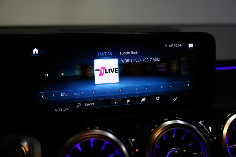 Mercedes-Benz EQB 300 4MATIC Luxury avm 67kWh SFEER VIRTUAL STOELVW '22