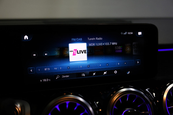 Mercedes-Benz EQB 300 4MATIC Luxury avm 67kWh SFEER VIRTUAL STOELVW '22