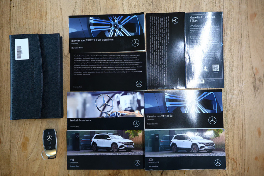 Mercedes-Benz EQB 300 4MATIC Luxury avm 67kWh SFEER VIRTUAL STOELVW '22