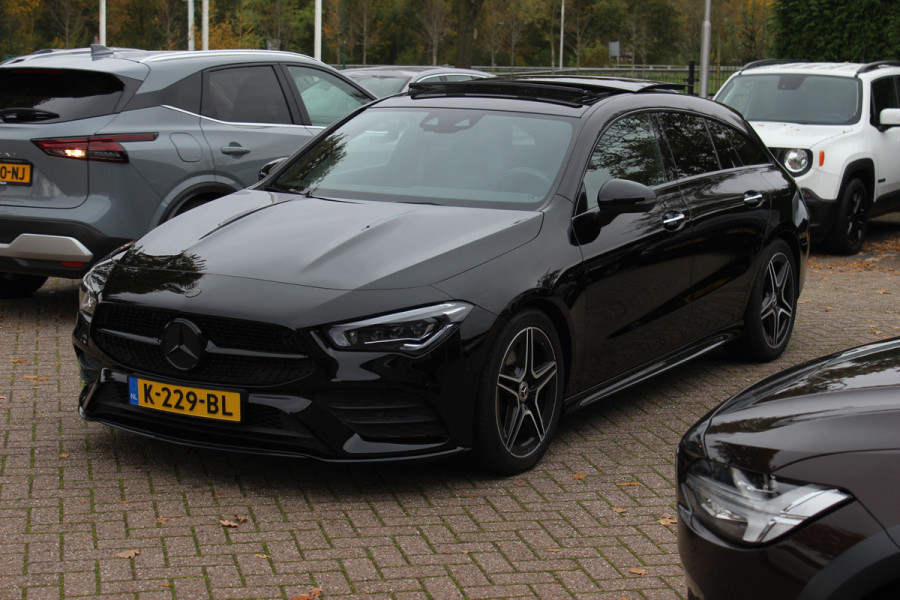 Mercedes-Benz CLA-Klasse Shooting Brake 200 Business Solution AMG / Panoramadak / Camera / Memory seats / Keyless / 18'' / Matrix LED / Navigatie / Stoelverwarming / Cruise Control