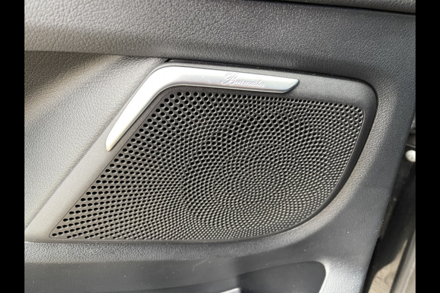 Mercedes-Benz V-Klasse 250d 190pk automaat Lang L2H1 DC 5 persoons Avantgarde / vaste prijs rijklaar € 39.950 marge / lease vanaf € 652 / zwart leer / electrische schuifdeuren / zwart metallic / burmester