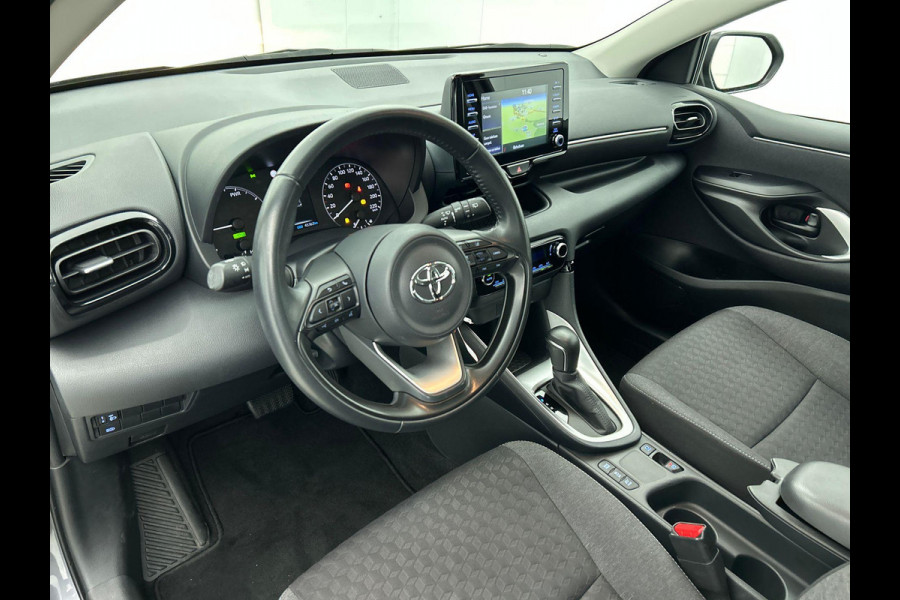 Toyota Yaris 1.5 Hybrid Active Auto. Navigatie Apple Carplay/Android Auto Camera Adaptive Cruise Control Climate Control