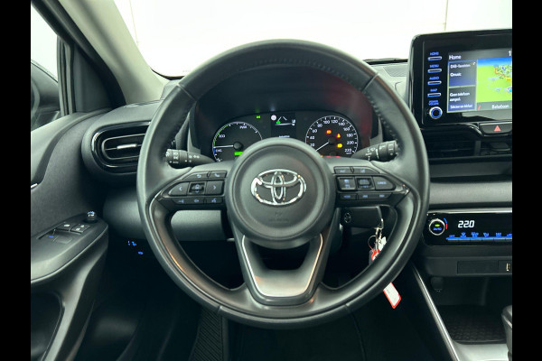 Toyota Yaris 1.5 Hybrid Active Auto. Navigatie Apple Carplay/Android Auto Camera Adaptive Cruise Control Climate Control