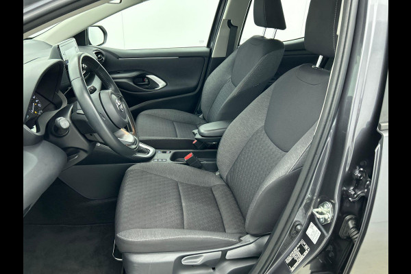 Toyota Yaris 1.5 Hybrid Active Auto. Navigatie Apple Carplay/Android Auto Camera Adaptive Cruise Control Climate Control