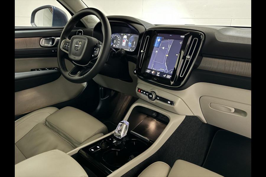Volvo XC40 1.5 T4 Recharge Inscription Pano Leer Carplay Camera