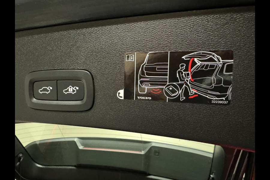 Volvo XC40 1.5 T4 Recharge Inscription Pano Leer Carplay Camera