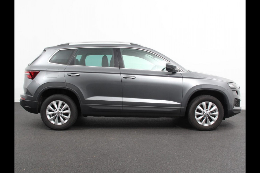 Škoda Karoq 1.5 TSI 150pk Automaat ACT Ambition | Navigatie | Android Auto / Apple Carplay | Climate Control | Camera | Parkeer sensoren | Lichtmetalen Velgen | Dab | Digitale Cockpit | Keyless Start | Led | Cruise Control Adaptive