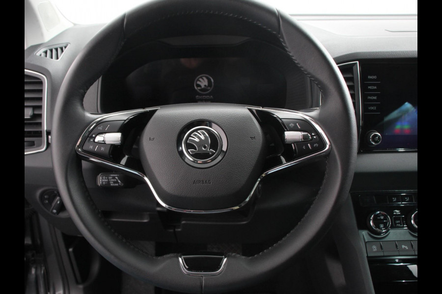 Škoda Karoq 1.5 TSI 150pk Automaat ACT Ambition | Navigatie | Android Auto / Apple Carplay | Climate Control | Camera | Parkeer sensoren | Lichtmetalen Velgen | Dab | Digitale Cockpit | Keyless Start | Led | Cruise Control Adaptive