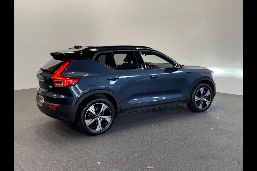 Volvo XC40 1.5 T5 262pk Recharge R-Design Navigatie Apple Carplay/ Android Auto Camera Parkeersensoren Cruise Control Stoelverwarming Full Led Virtual Cockpit Climate Control Lichtmetalen velgen