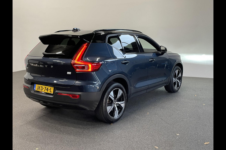 Volvo XC40 1.5 T5 262pk Recharge R-Design Navigatie Apple Carplay/ Android Auto Camera Parkeersensoren Cruise Control Stoelverwarming Full Led Virtual Cockpit Climate Control Lichtmetalen velgen