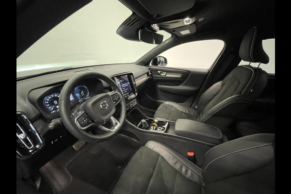Volvo XC40 1.5 T5 262pk Recharge R-Design Navigatie Apple Carplay/ Android Auto Camera Parkeersensoren Cruise Control Stoelverwarming Full Led Virtual Cockpit Climate Control Lichtmetalen velgen