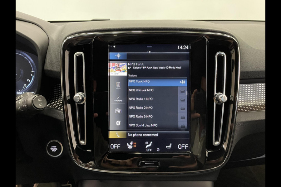 Volvo XC40 1.5 T5 262pk Recharge R-Design Navigatie Apple Carplay/ Android Auto Camera Parkeersensoren Cruise Control Stoelverwarming Full Led Virtual Cockpit Climate Control Lichtmetalen velgen