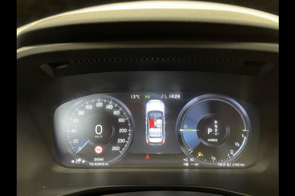 Volvo XC40 1.5 T5 262pk Recharge R-Design Navigatie Apple Carplay/ Android Auto Camera Parkeersensoren Cruise Control Stoelverwarming Full Led Virtual Cockpit Climate Control Lichtmetalen velgen
