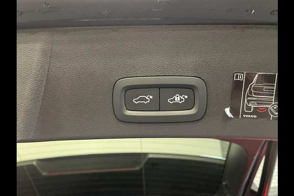 Volvo XC40 1.5 T5 262pk Recharge R-Design Navigatie Apple Carplay/ Android Auto Camera Parkeersensoren Cruise Control Stoelverwarming Full Led Virtual Cockpit Climate Control Lichtmetalen velgen