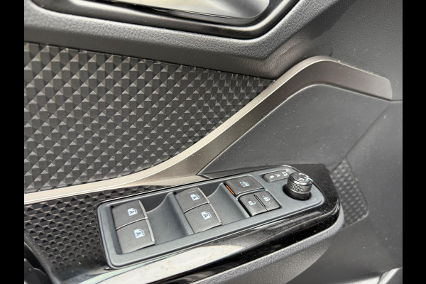 Toyota C-HR 1.8 Hybrid Dynamic Sport - Automaat - Navi - Camera - Org.NL