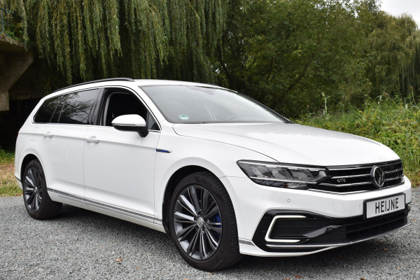 Volkswagen Passat Variant 218PK DSG HYBRID GTE BUSINESS TREKHAAK/NAVI/CAMERA
