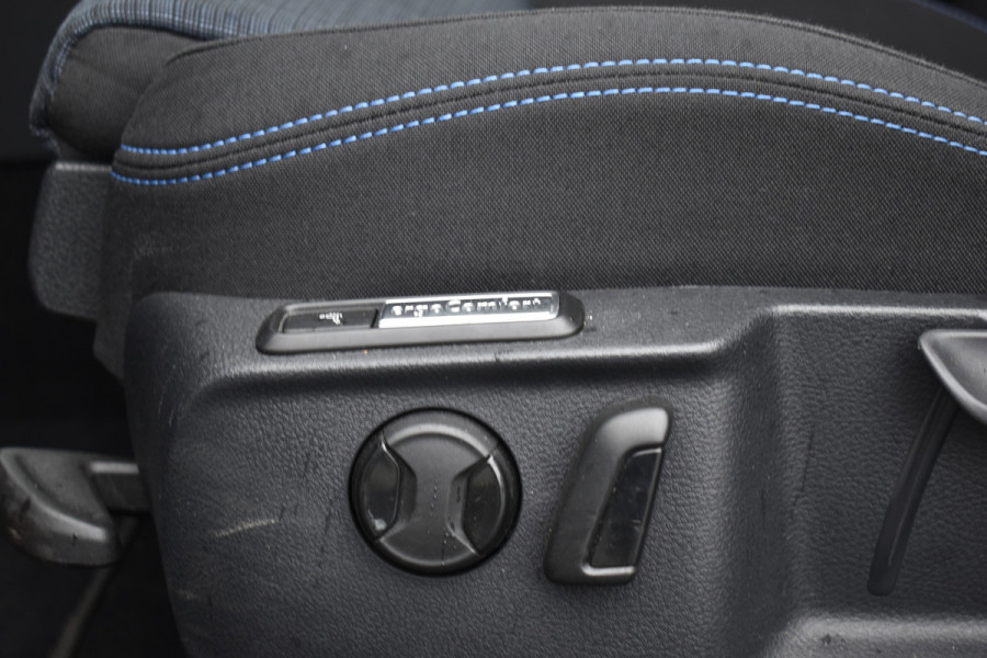 Volkswagen Passat Variant 218PK DSG HYBRID GTE BUSINESS TREKHAAK/NAVI/CAMERA