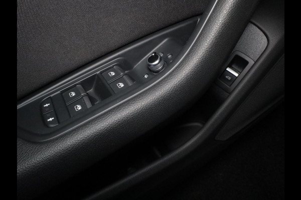 Audi A4 Avant 35 TFSI Sport Lease Edition 2.0tfsi/150pk AUT|  Navi| 17'LM-velgen| Alarm| Climatronic