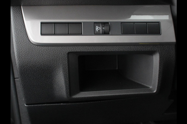 Opel Vivaro 2.0 BlueHDi 180 S&S L3 Automaat Apple Carplay /  Android Auto Parkeersensoren V+A Trekhaak Camera Navigatie Cruise Control LED koplampen houten afwerking laadruimte