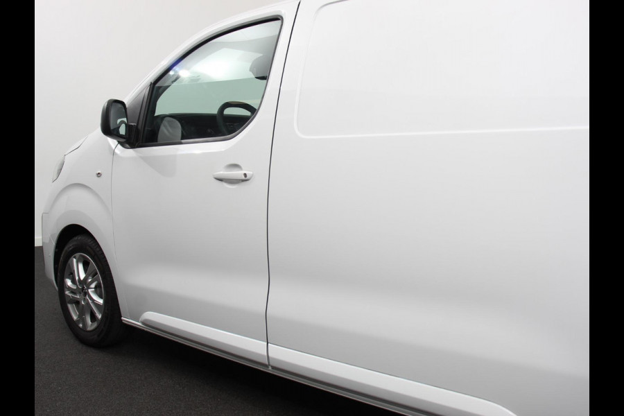 Opel Vivaro 2.0 BlueHDi 180 S&S L3 Automaat Apple Carplay /  Android Auto Parkeersensoren V+A Trekhaak Camera Navigatie Cruise Control LED koplampen houten afwerking laadruimte